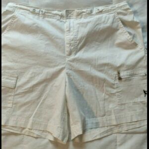 Women's White Shorts Danskin Now Size Medium EUC